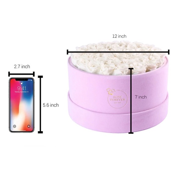 Preserved Ivory Roses in Pink Suede Hatbox - Picture 4 of 8